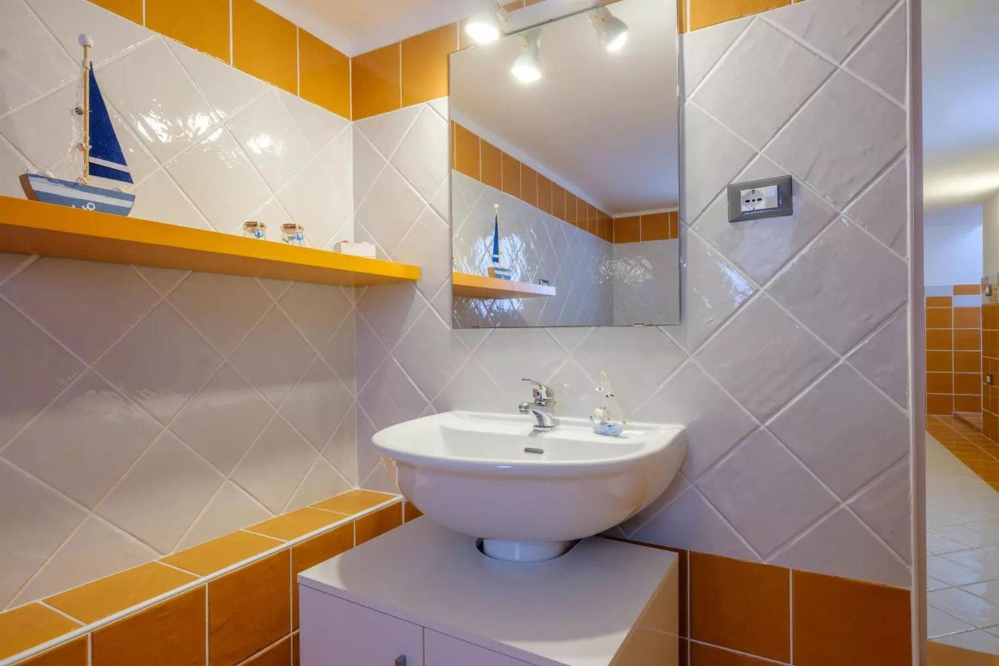 Emerald Residence Sleeps 12 With Sea View Porto Cesareo Kültér fotó