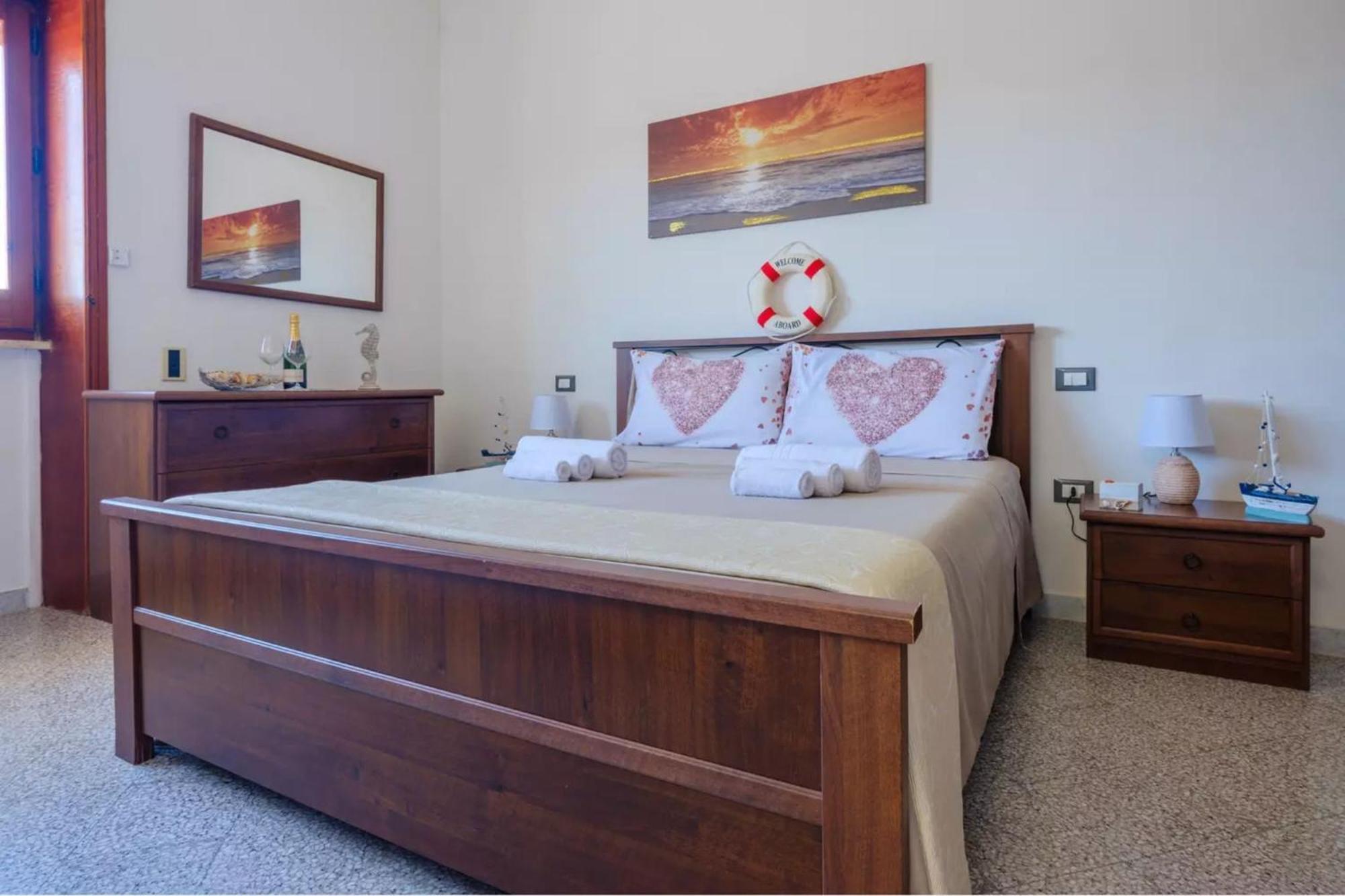 Emerald Residence Sleeps 12 With Sea View Porto Cesareo Kültér fotó